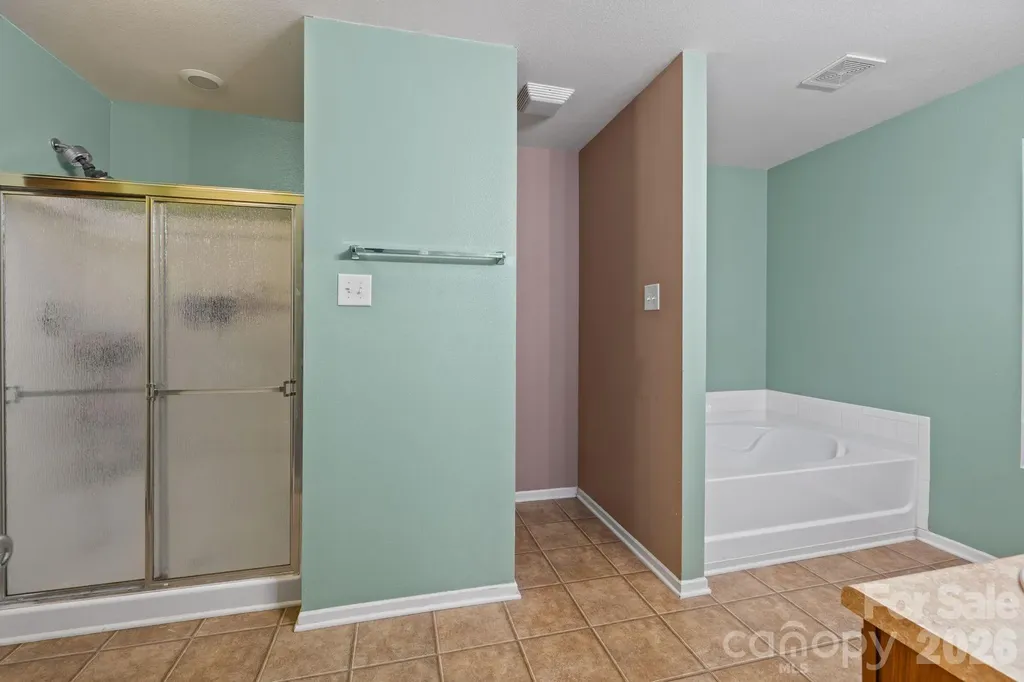 6127 Blue Ash Lane Charlotte NC 28215