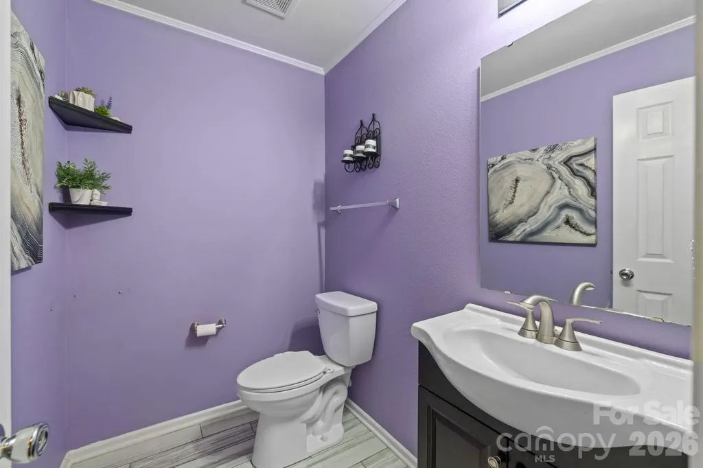 6127 Blue Ash Lane Charlotte NC 28215