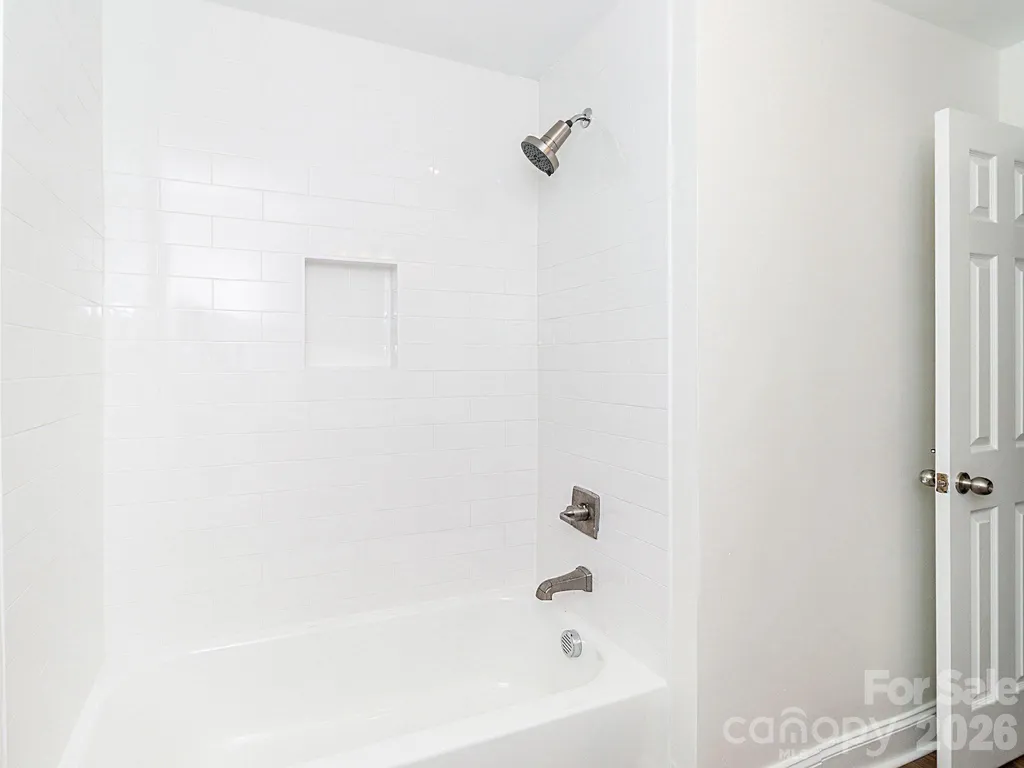 1701 Irma Street Charlotte NC 28216