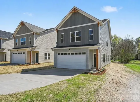 566 W Wilson Avenue Mooresville NC 28115