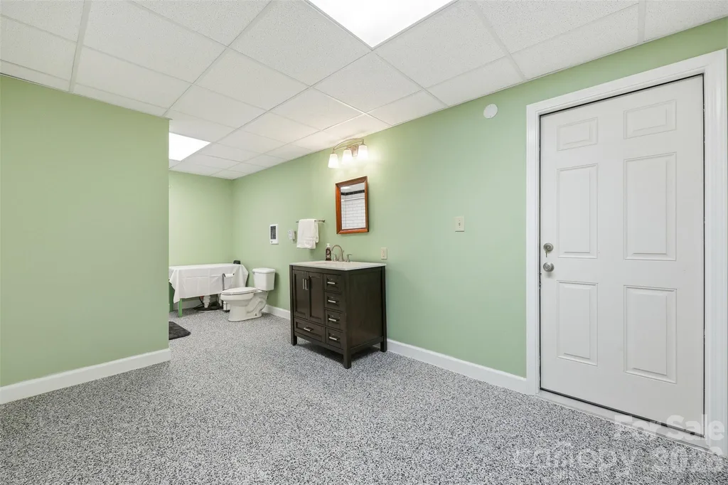 173 Chestnut Grove Road Statesville NC 28625