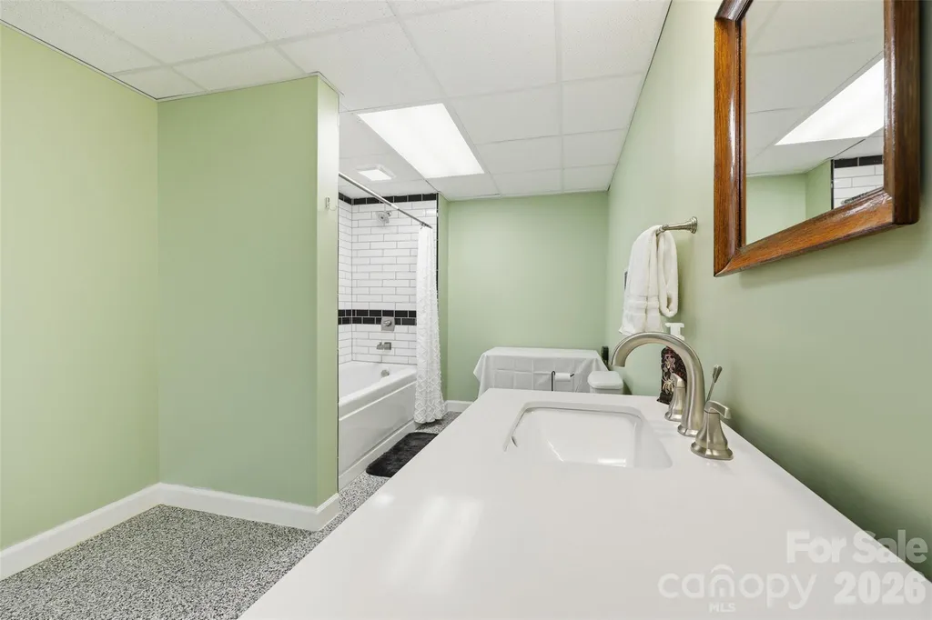 173 Chestnut Grove Road Statesville NC 28625