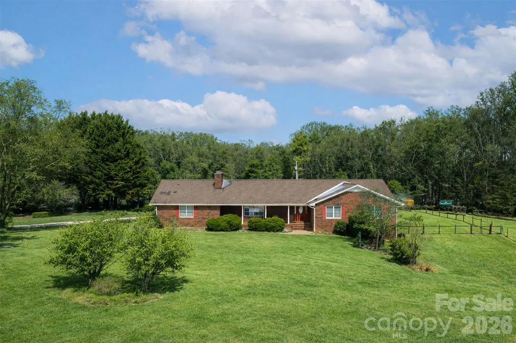 173 Chestnut Grove Road Statesville NC 28625
