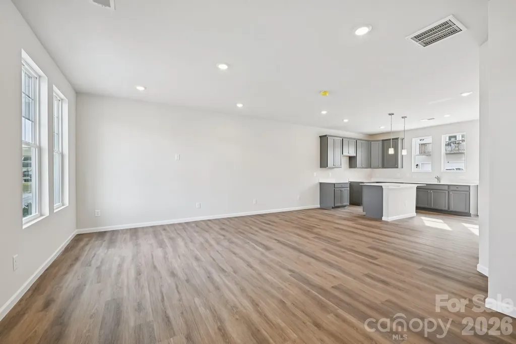 209 Vanguard Lane Cramerton NC 28032
