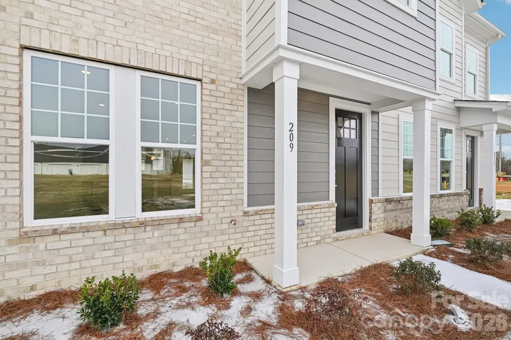209 Vanguard Lane Cramerton NC 28032