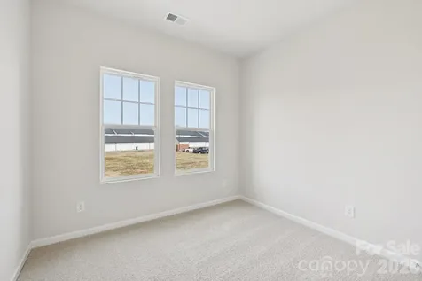 209 Vanguard Lane Cramerton NC 28032