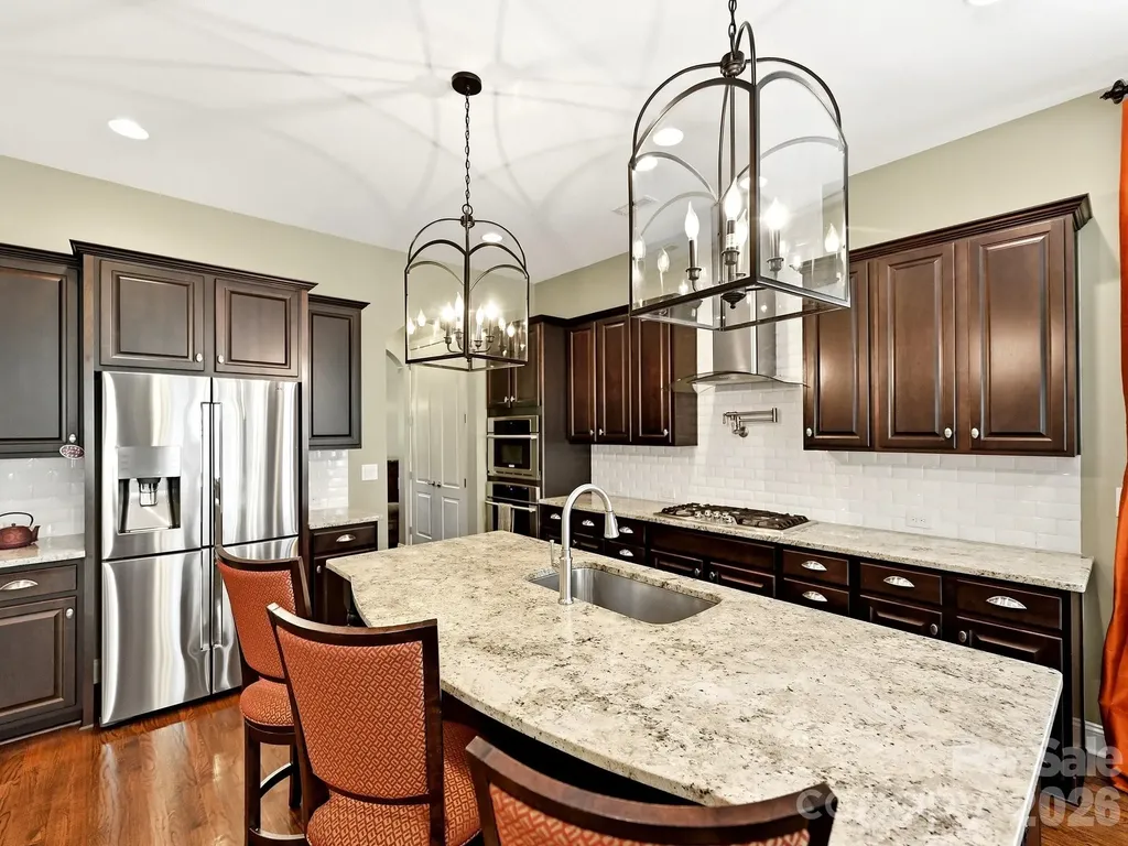 1209 Vickery Drive Matthews NC 28104