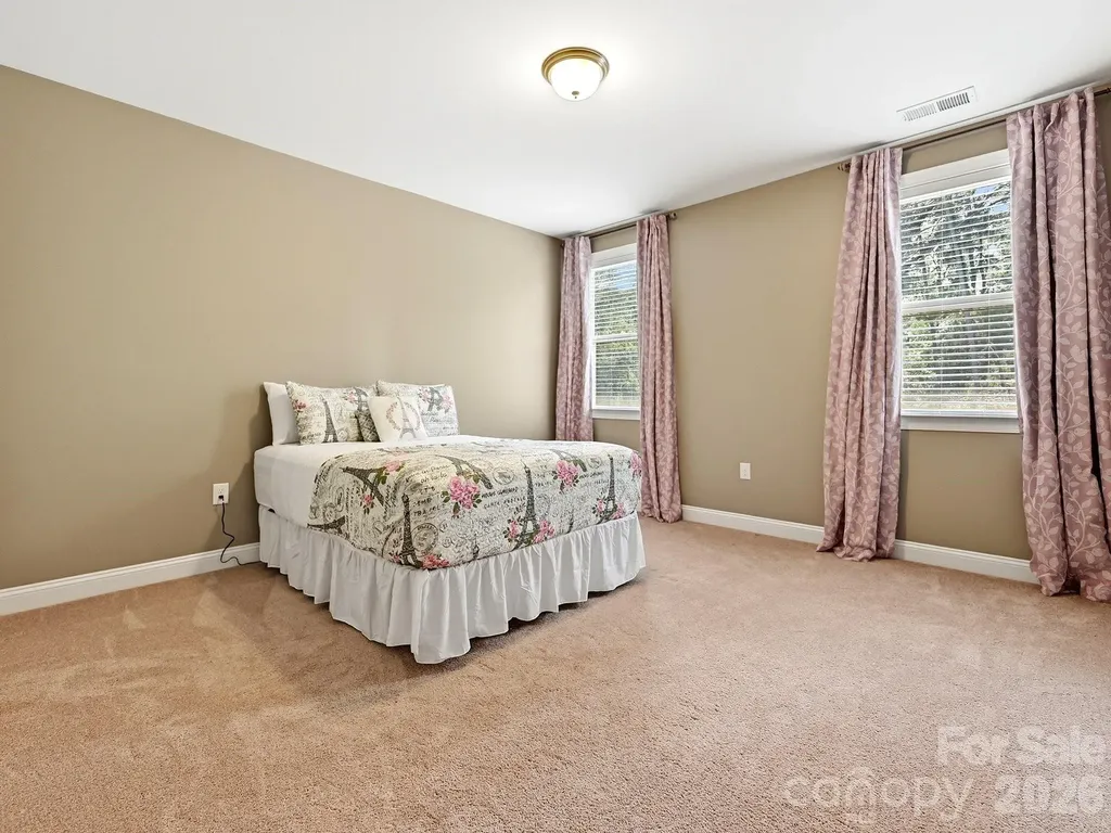 1209 Vickery Drive Matthews NC 28104