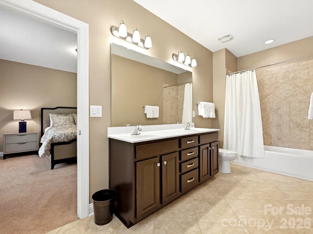 1209 Vickery Drive Matthews NC 28104