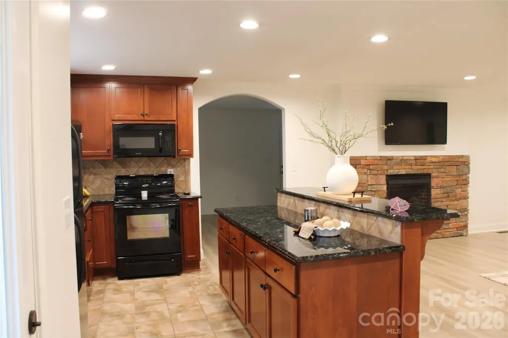 22055 Oakwood Road Albemarle NC 28001