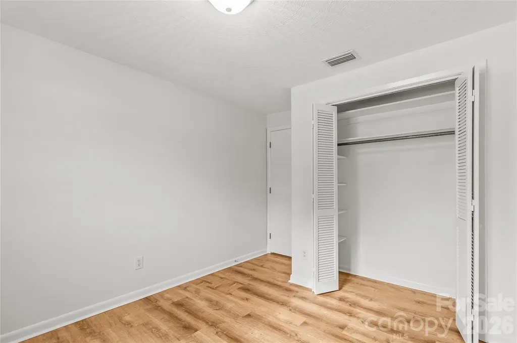 2474 Cedar Valley Drive Conover NC 28613