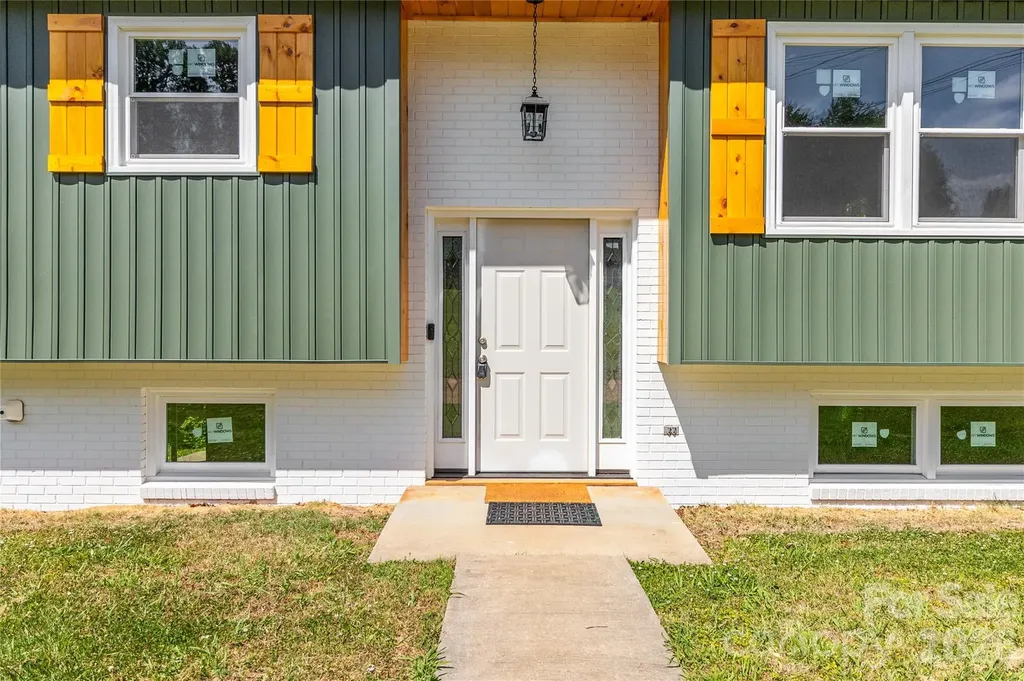 2474 Cedar Valley Drive Conover NC 28613