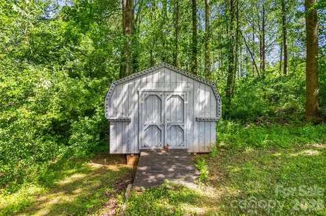 2474 Cedar Valley Drive Conover NC 28613