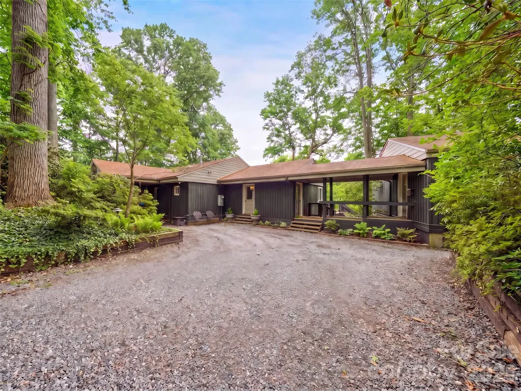198 Brooks Branch Road Leicester NC 28748