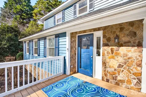 4711 Mountain Point Lane Charlotte NC 28216