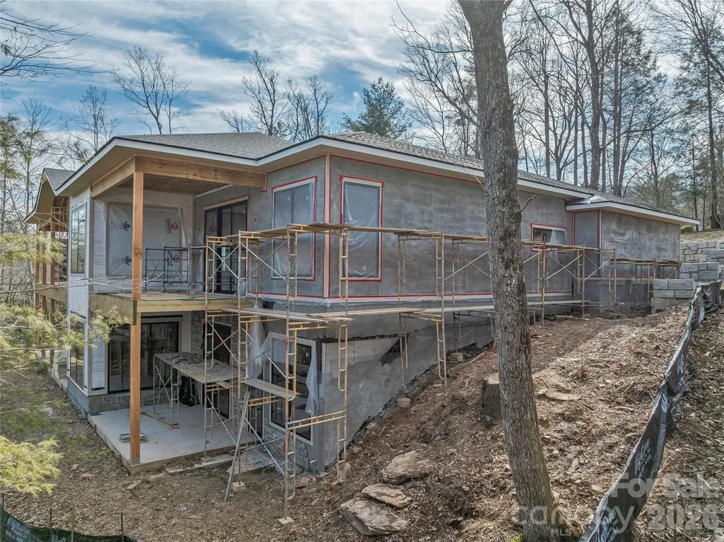 12 Falling Waters Trail Arden NC 28704