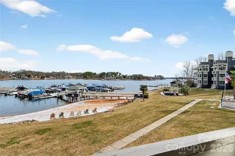 2121 Regatta Lane Denver NC 28037