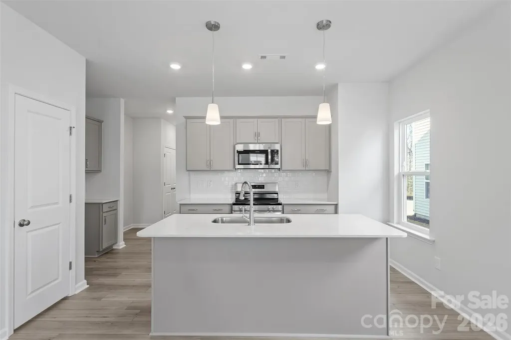 5865 Tuckaseegee Road Charlotte NC 28208