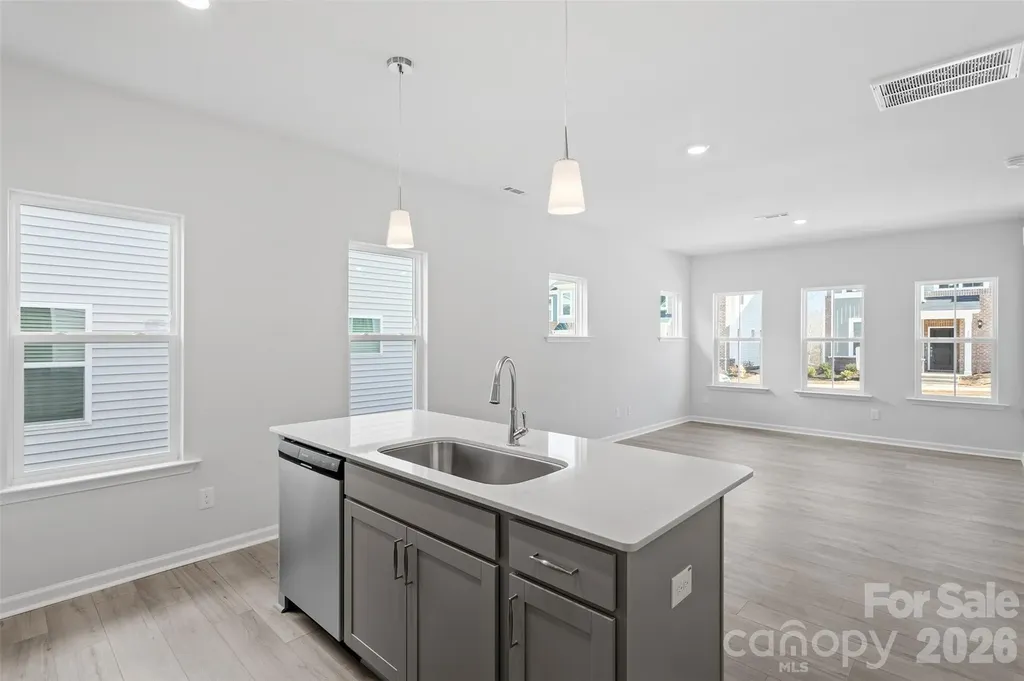5861 Tuckaseegee Road Charlotte NC 28208