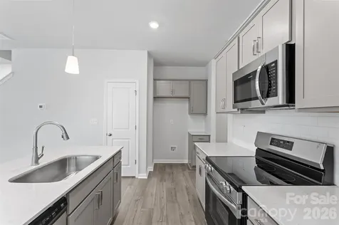 5861 Tuckaseegee Road Charlotte NC 28208