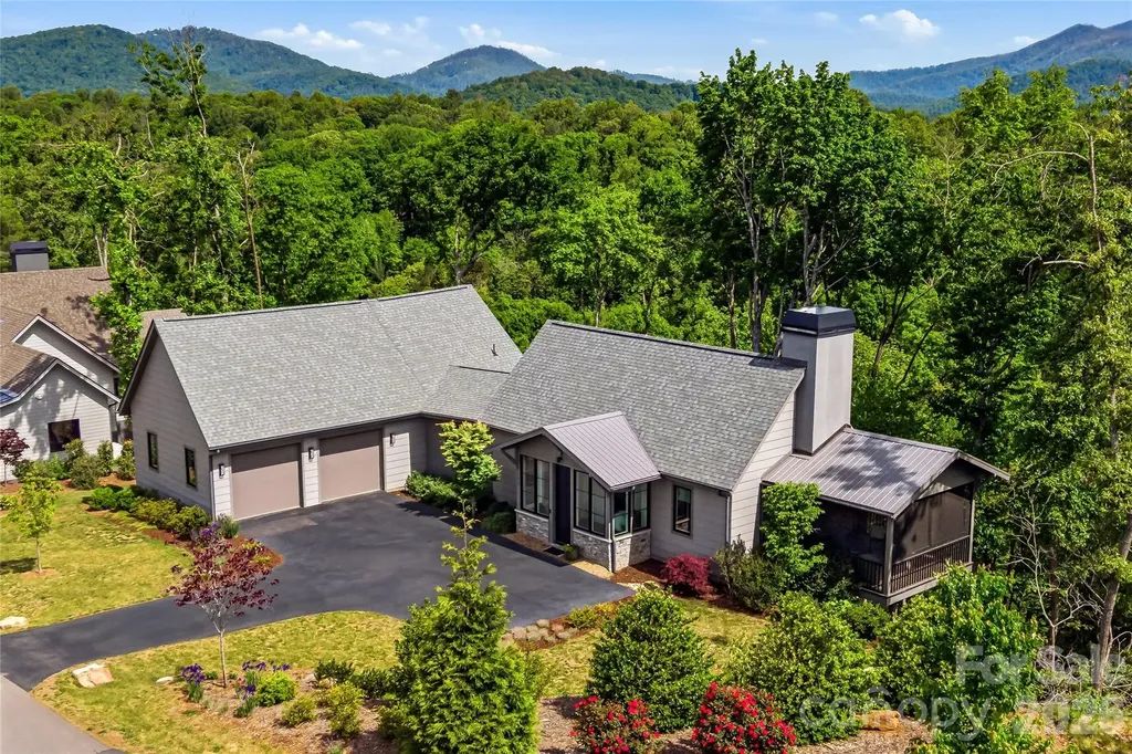 162 Riverbend Forest Drive Asheville NC 28805