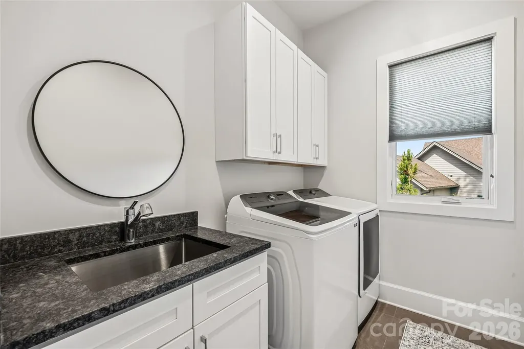 162 Riverbend Forest Drive Asheville NC 28805