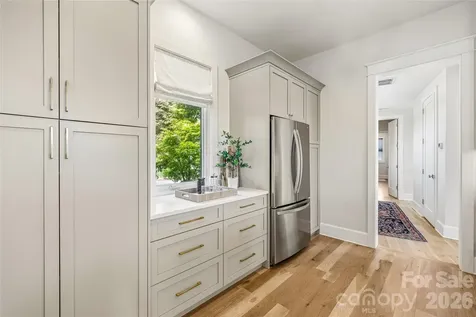 162 Riverbend Forest Drive Asheville NC 28805