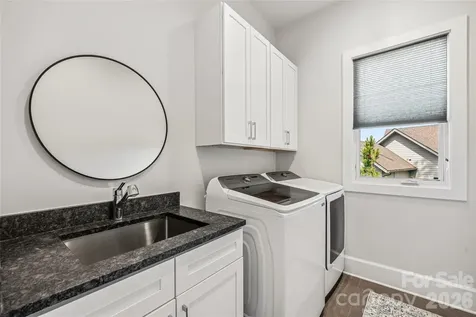 162 Riverbend Forest Drive Asheville NC 28805