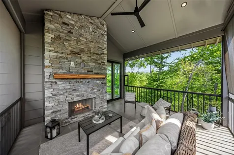 162 Riverbend Forest Drive Asheville NC 28805