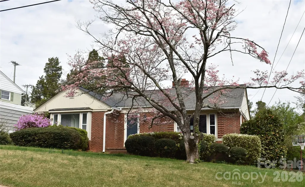 3 Forest Drive Lexington NC 27292