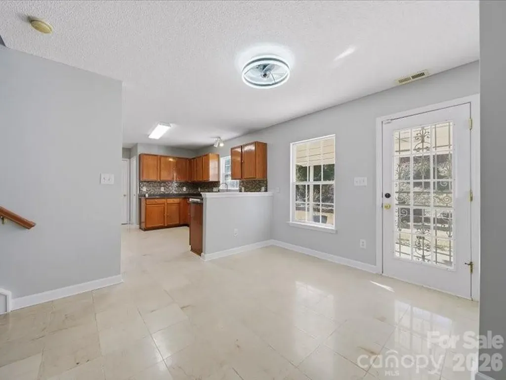 1968 8th Street Lane SE Hickory NC 28602