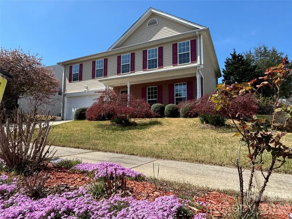 1968 8th Street Lane SE Hickory NC 28602