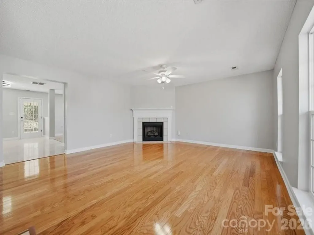 1968 8th Street Lane SE Hickory NC 28602