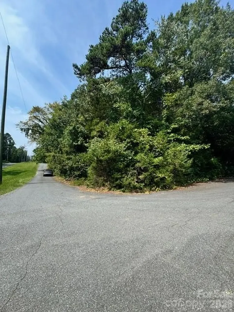 8323 Washington Boulevard Charlotte NC 28262