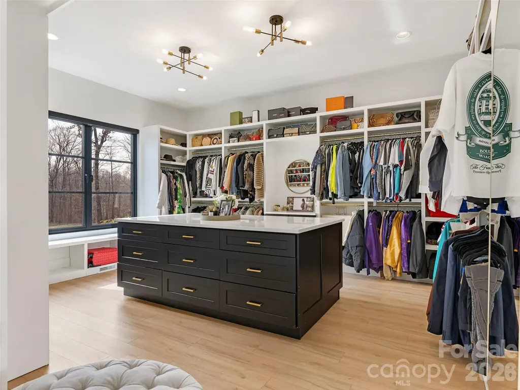 6017 Oxfordshire Road Waxhaw NC 28173