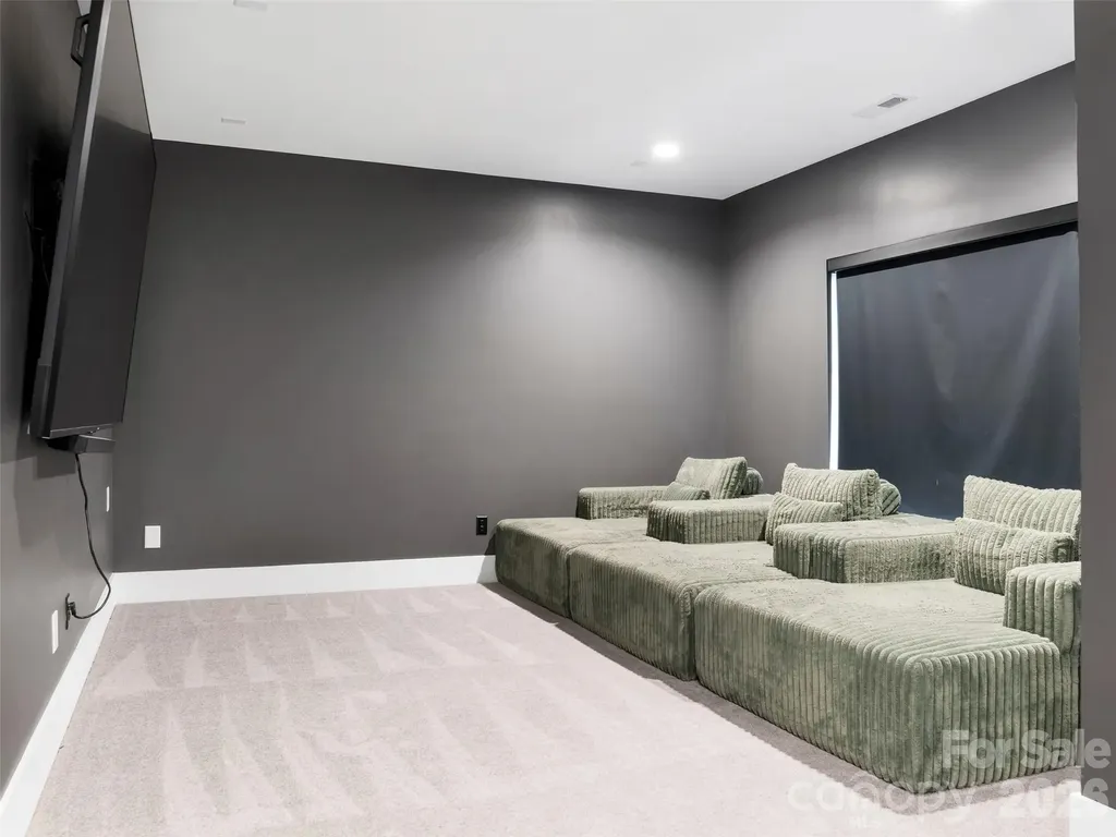 6017 Oxfordshire Road Waxhaw NC 28173