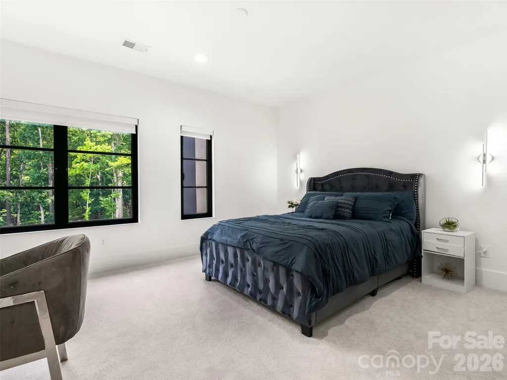 6017 Oxfordshire Road Waxhaw NC 28173