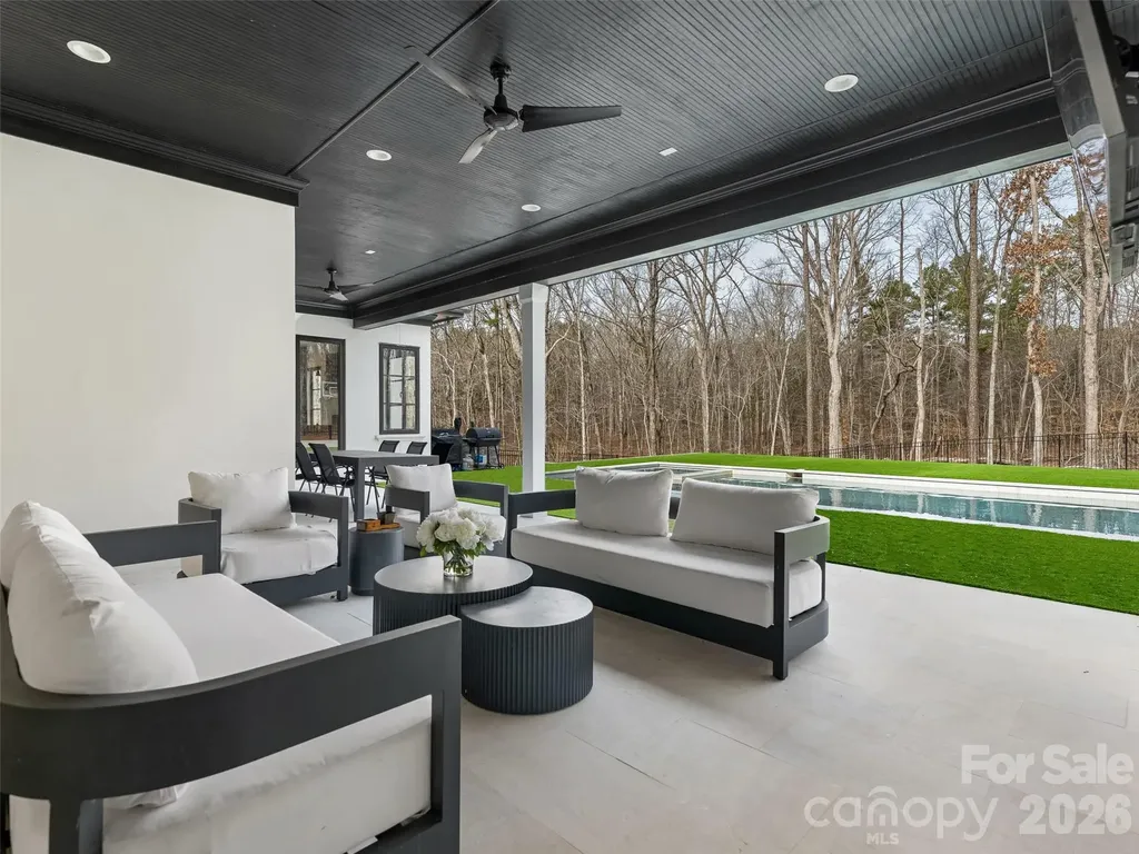 6017 Oxfordshire Road Waxhaw NC 28173