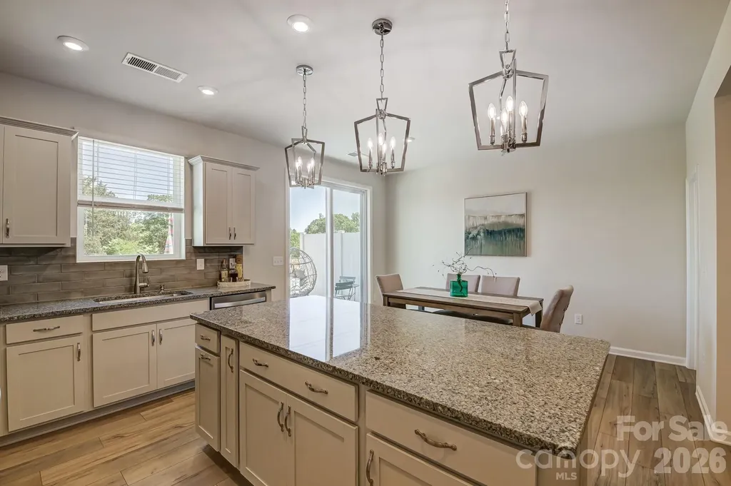 9234 Pagoda Oak Drive Charlotte NC 28269