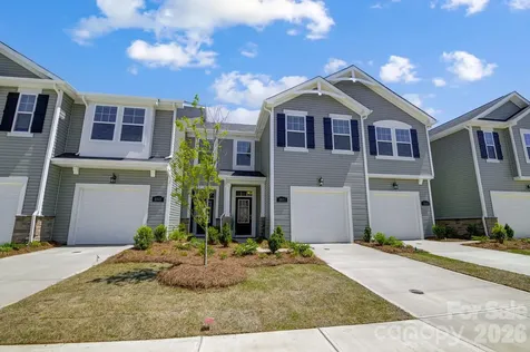 9234 Pagoda Oak Drive Charlotte NC 28269