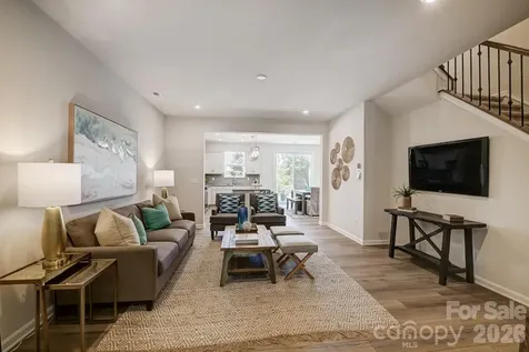 9234 Pagoda Oak Drive Charlotte NC 28269