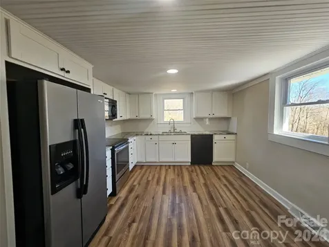 208 W Main Street Lawndale NC 28090