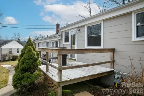 19 Trowbridge Lane Brevard NC 28712