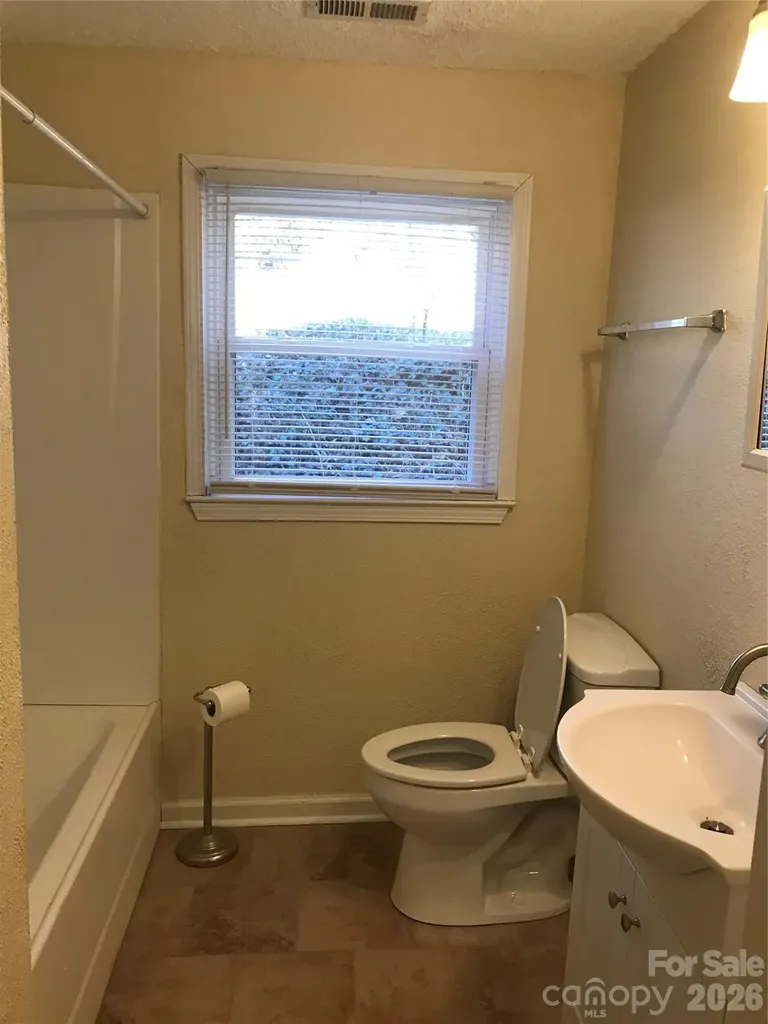545 Avery Creek Road Arden NC 28704