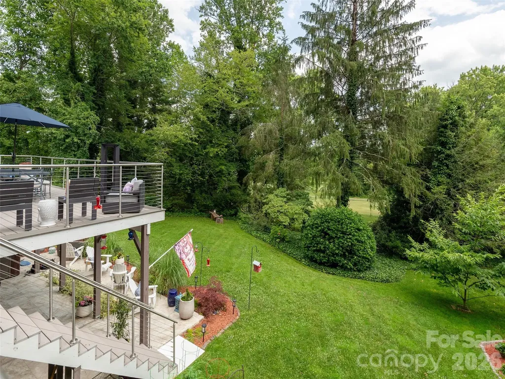 30 W Fairway Drive Etowah NC 28729