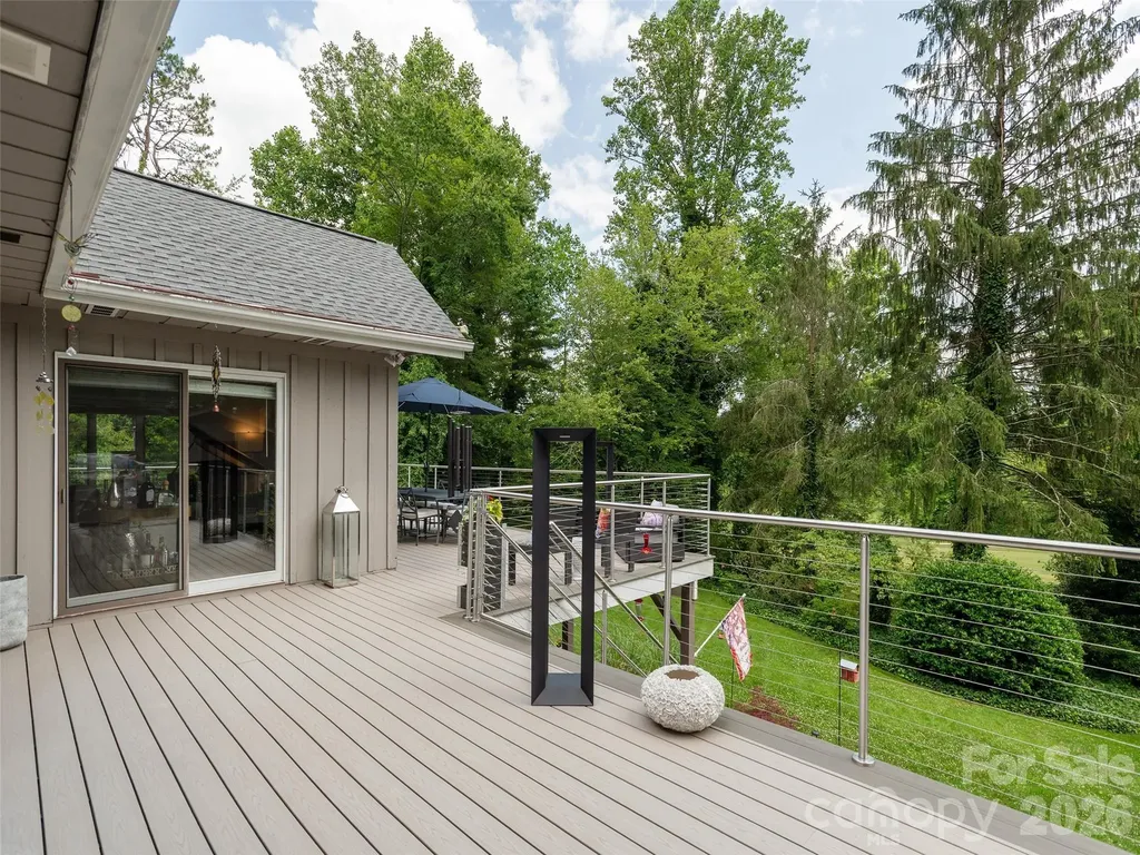 30 W Fairway Drive Etowah NC 28729