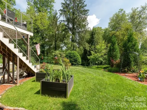 30 W Fairway Drive Etowah NC 28729