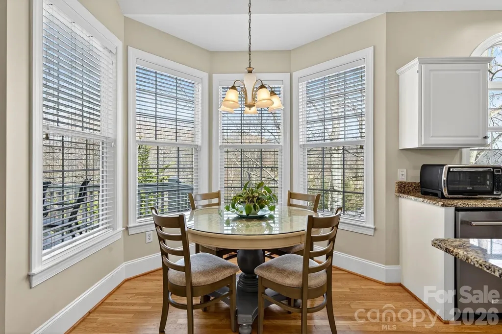 103 Trumpet Lane Asheville NC 28803