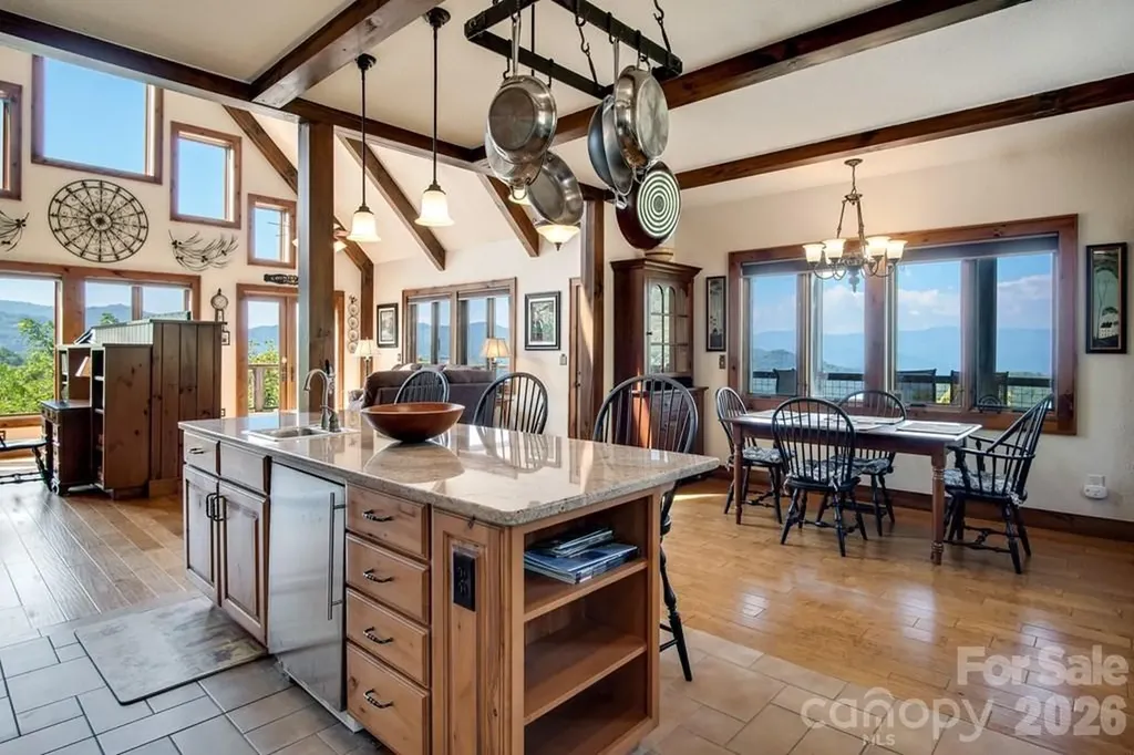 37 Jones Knob Road Franklin NC 28734