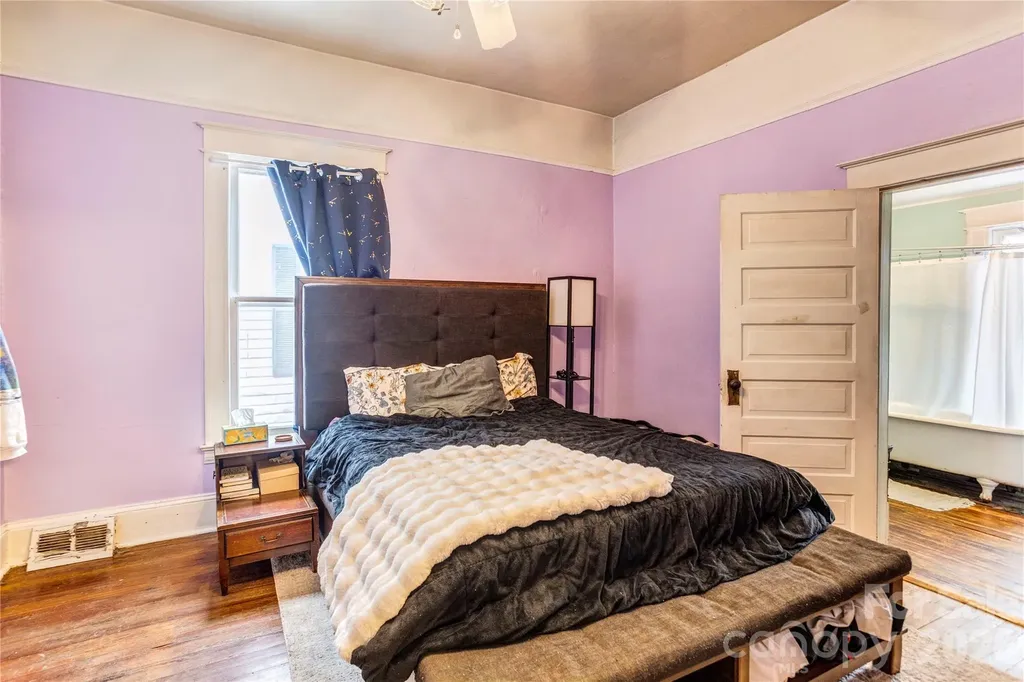 402 N Salisbury Avenue Spencer NC 28159